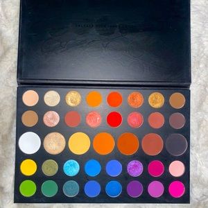 James Charles Morphe Eyeshadow Palette